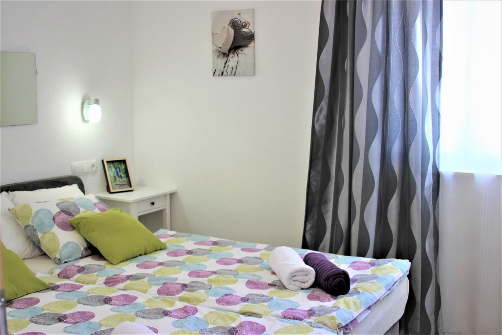 Apartments Medvid โตรกีร์ ภายนอก รูปภาพ