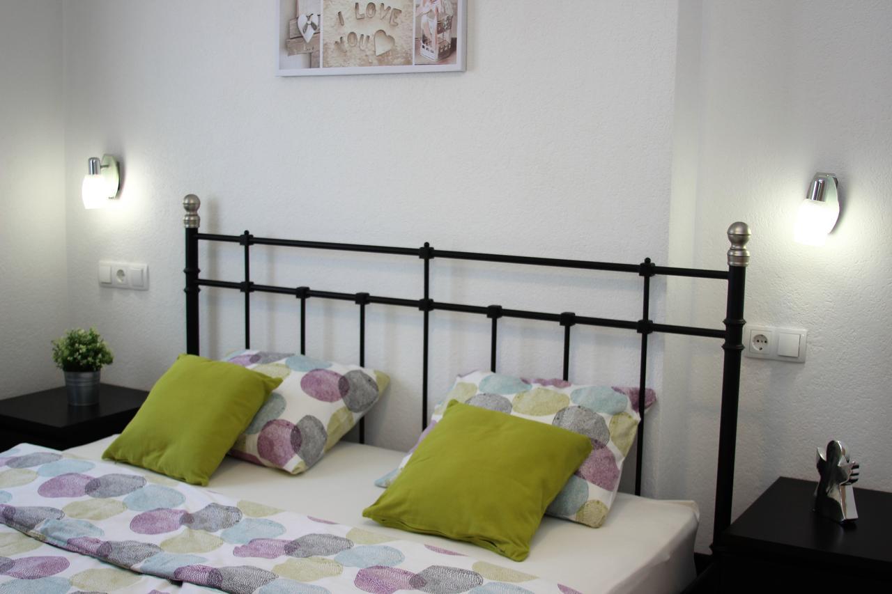 Apartments Medvid โตรกีร์ ภายนอก รูปภาพ